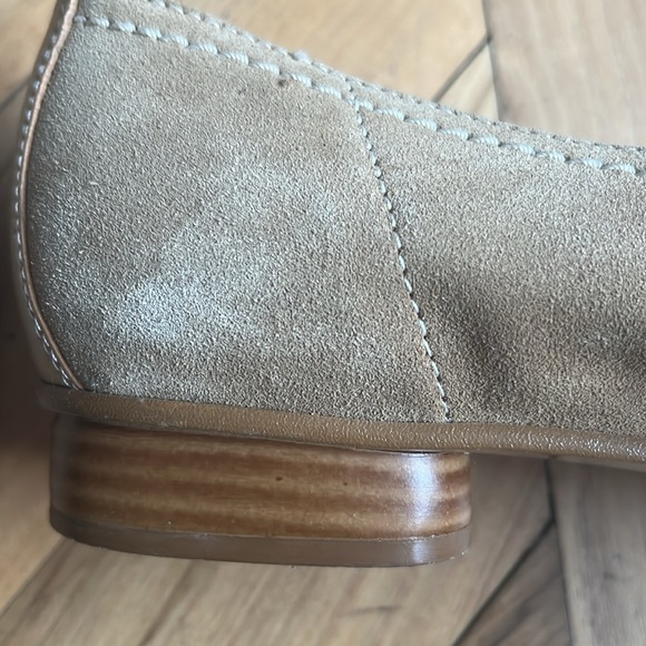 Shoes suede ballet style  UK 7.5 US 9.5 fits like 10, EU 41.5 comfort well made. - Picture 2 of 6